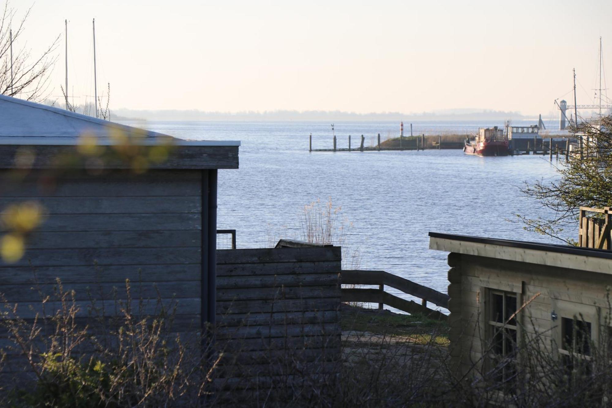 'Lauwers Loft' Holiday Home 4 Pers With Lake View In Front Of The Lauwersmeer Anjum Eksteriør bilde